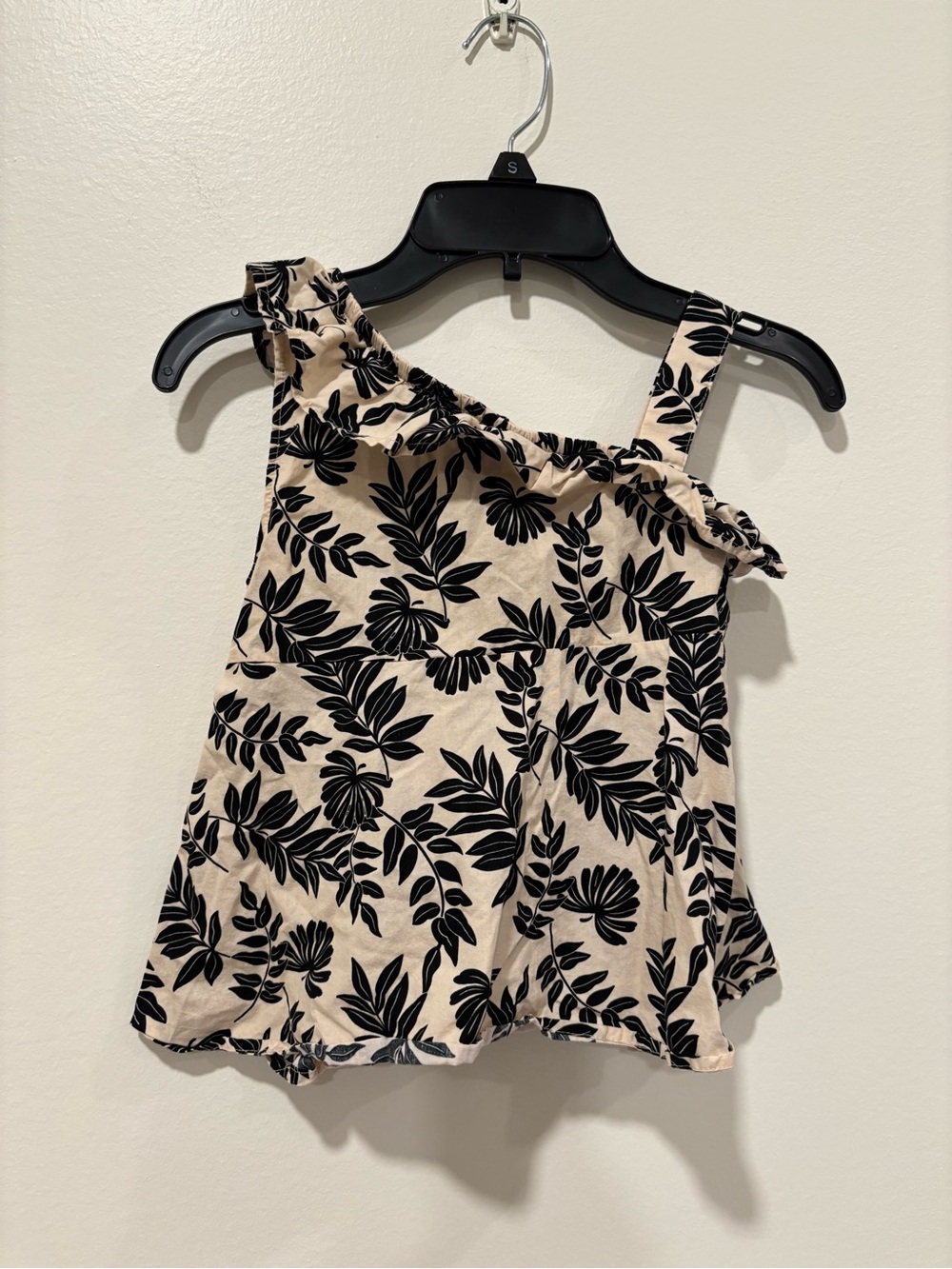Girls Beige Floral One-Shoulder Top and bottom set